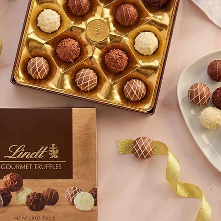 Elegant Golden Green Bhaiya Bhabhi Rakhi With Luxury Lidt Truffle