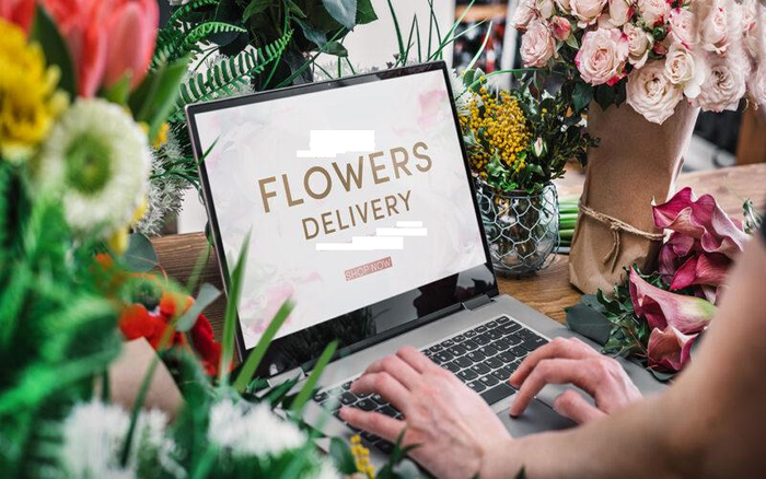 10 Benefits of Buying Flowers Online