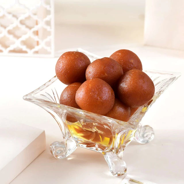 Royal Raja Rani Rakhi With Galub Jamun & Dry Fruit