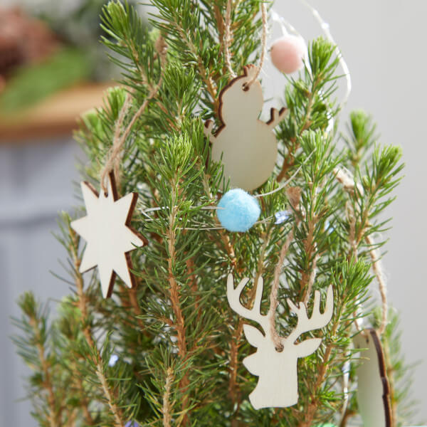 Letterbox Deck the Halls (DIY Christmas tree)