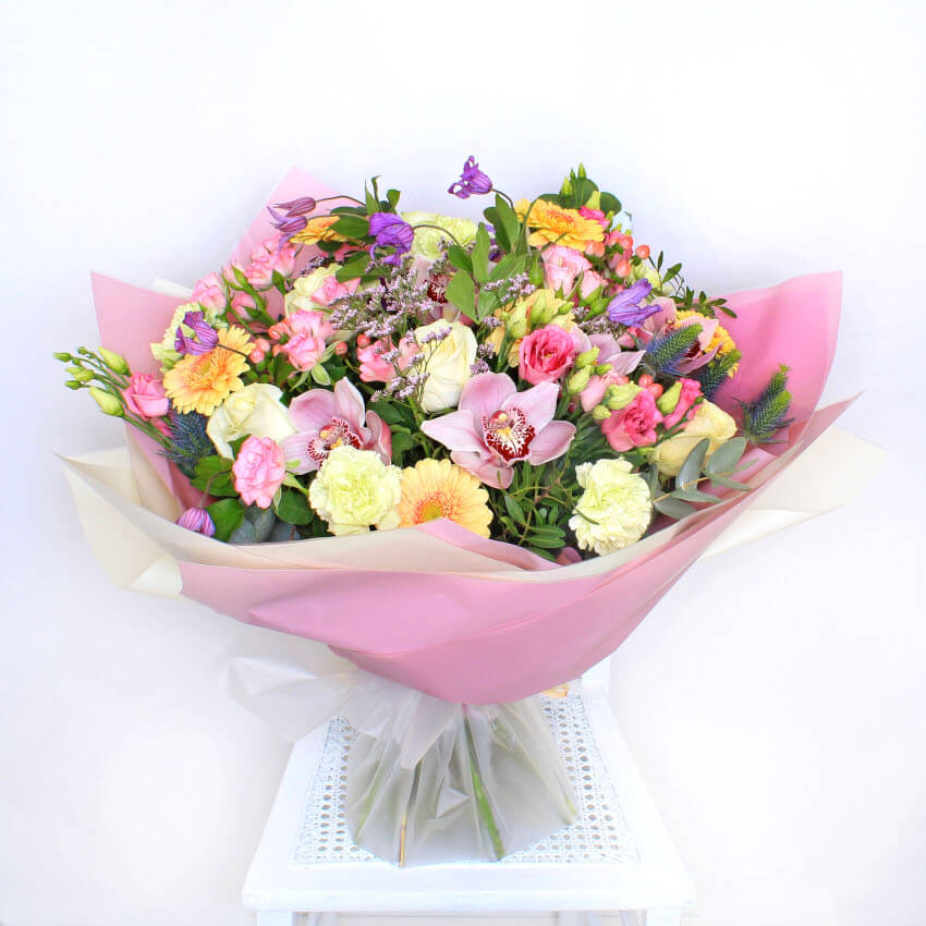 PASTEL FLORIST DESIGNED BOUQUETS