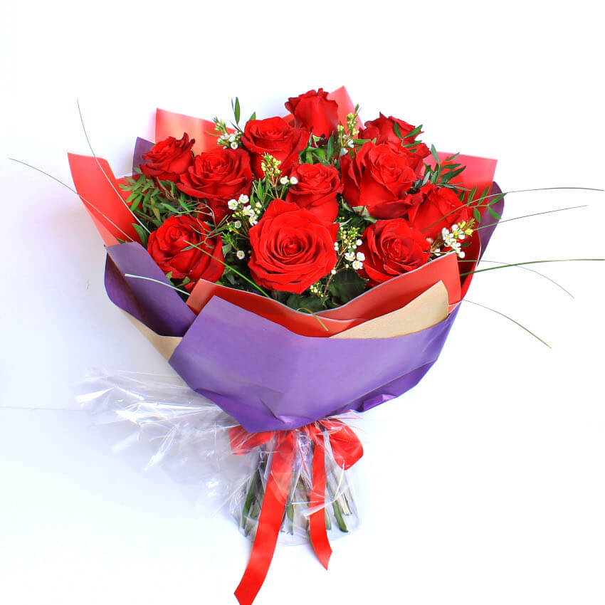 LUXURY 12 RED ROSES